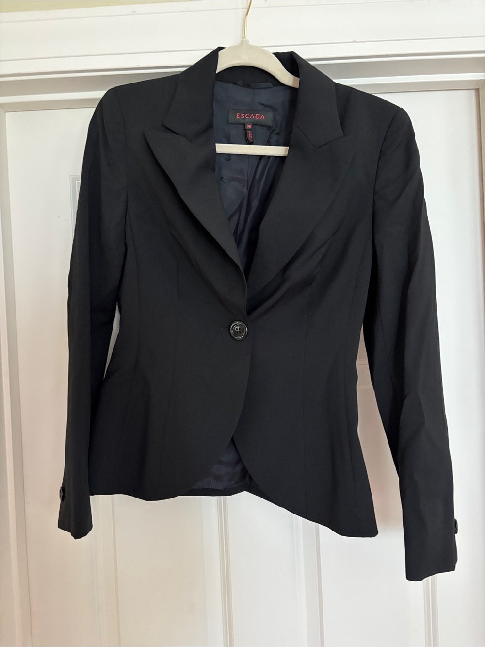 Escada Black Single-Button Tailored Blazer